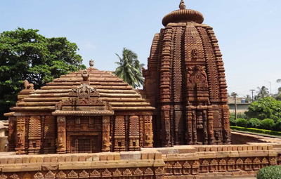 Temple of Mukteshwar_Swastikstays